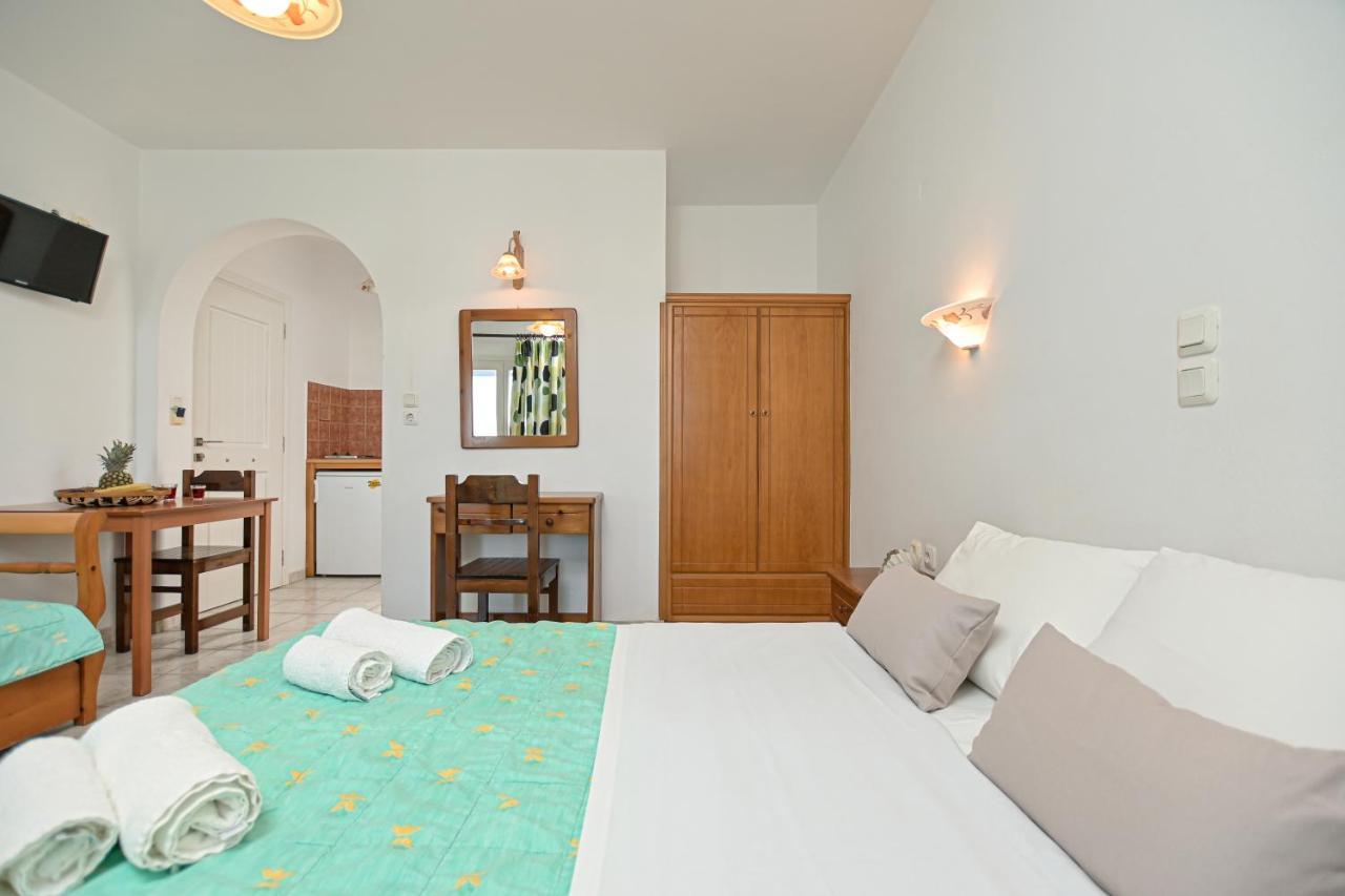 Alykes Studios & Suites Agios Prokopios  Dış mekan fotoğraf