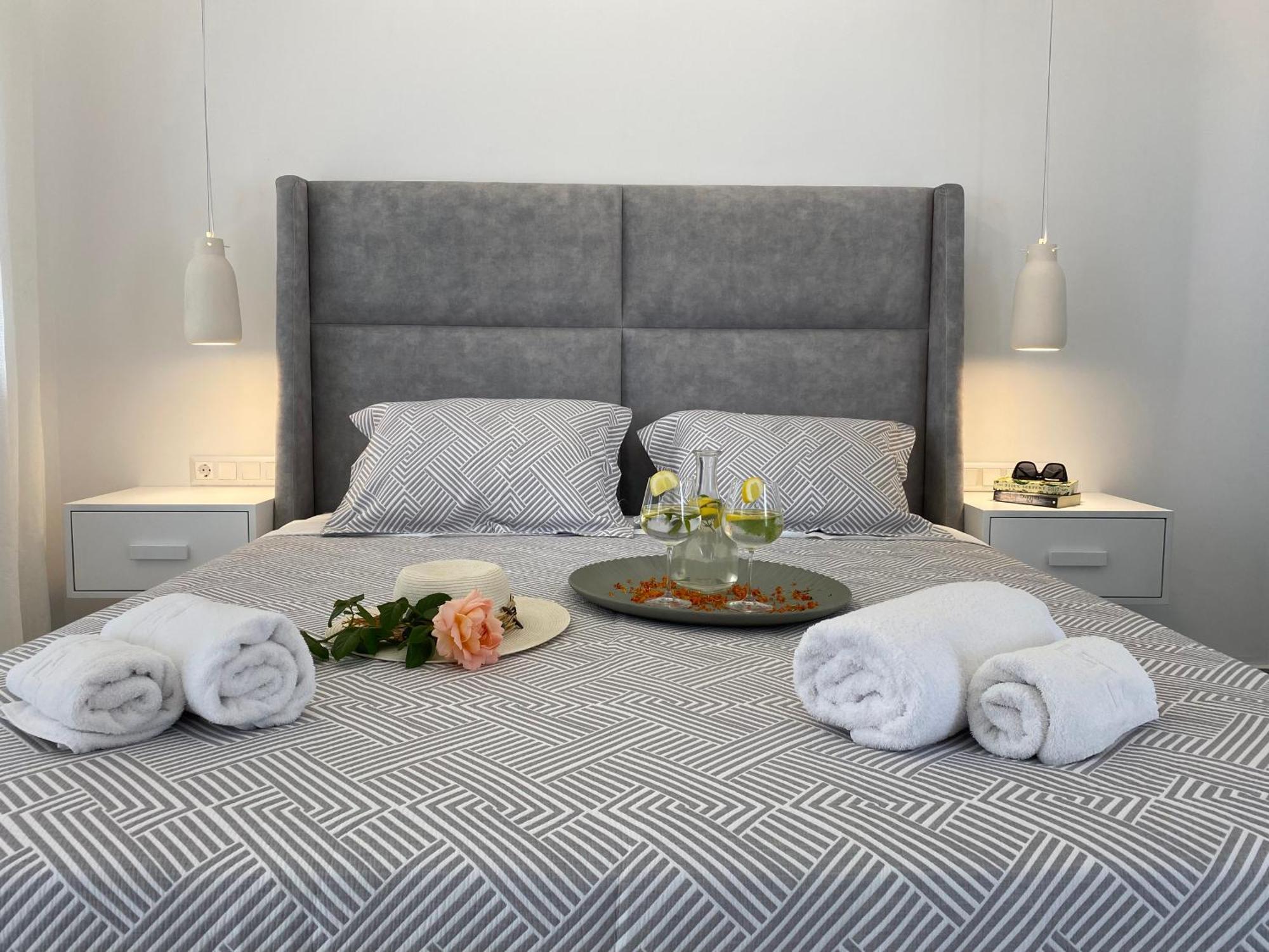 Alykes Studios & Suites Agios Prokopios  Dış mekan fotoğraf